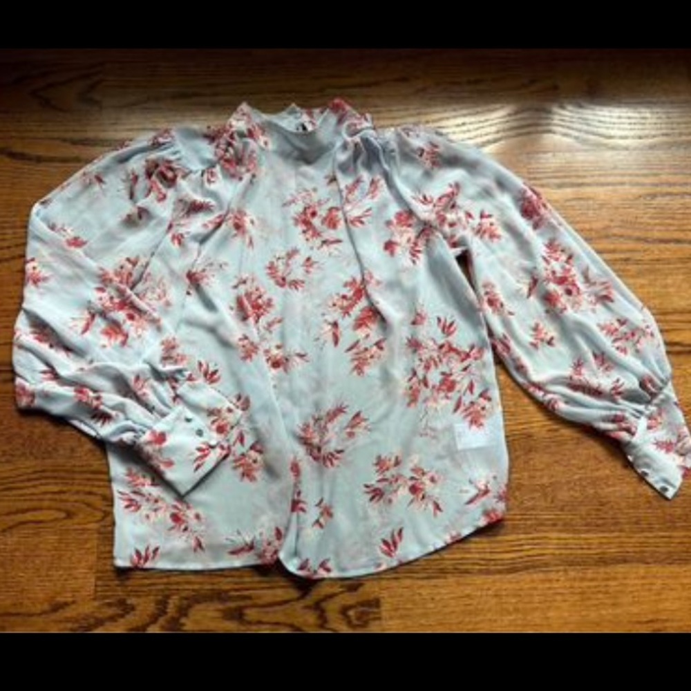 Express floral blouse, women’s Medium
